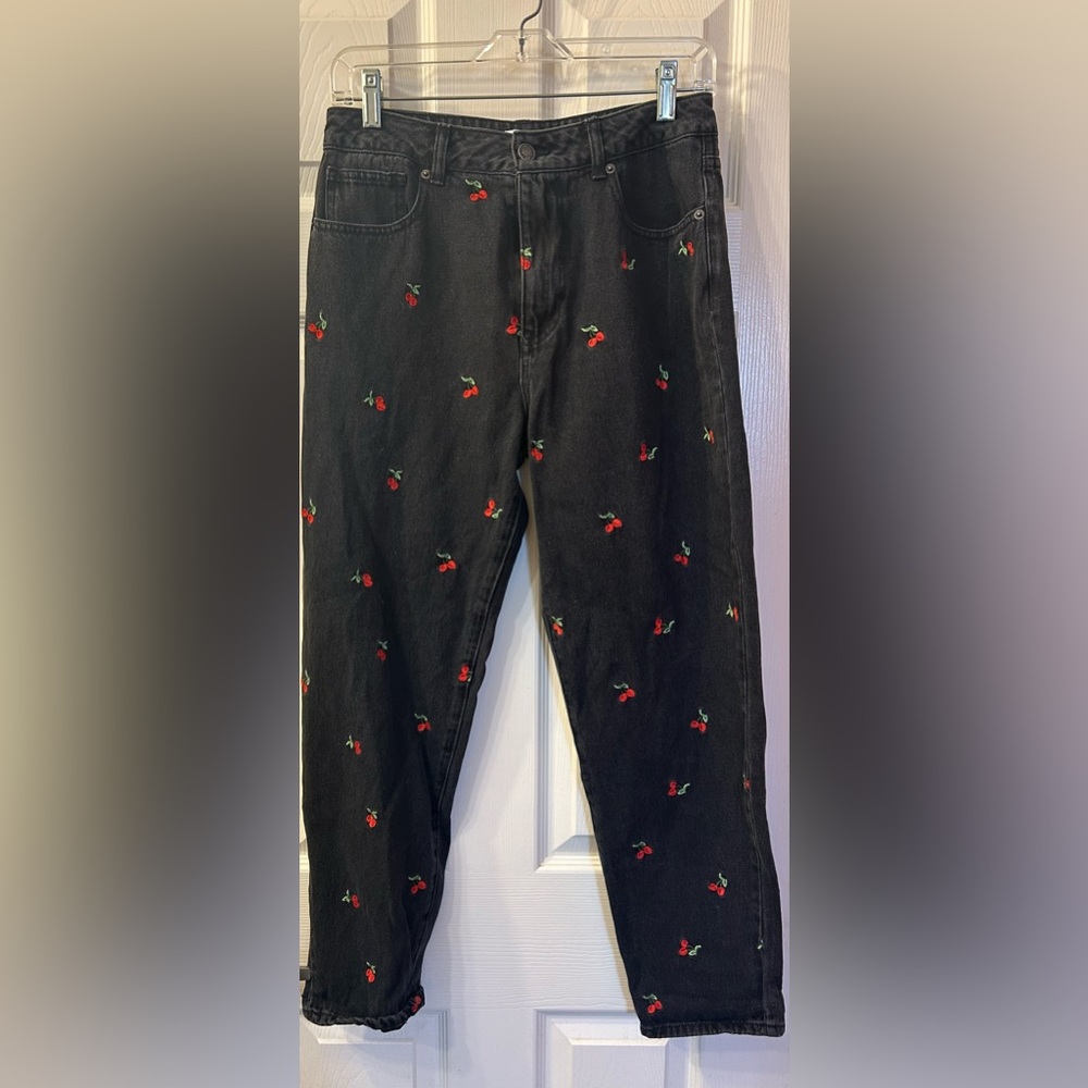 Forever 21 black high waist vintage look jeans size 27